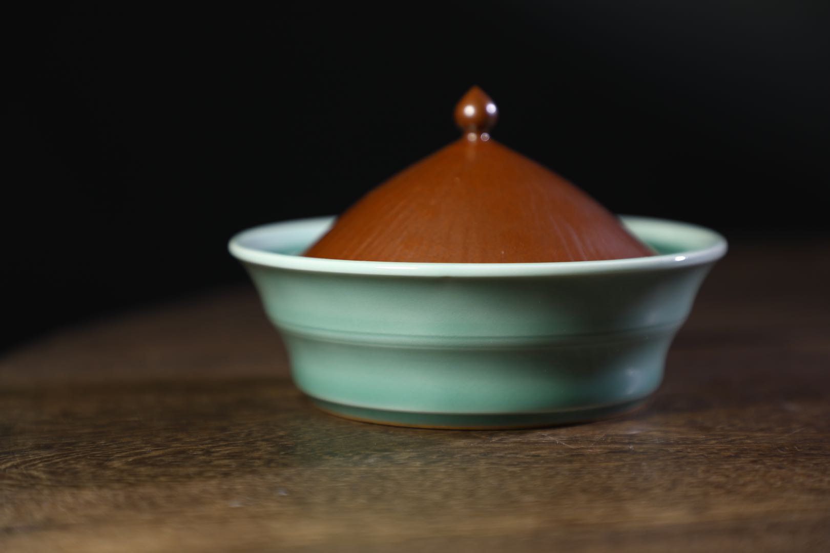 王斌(青瓷)的作品-