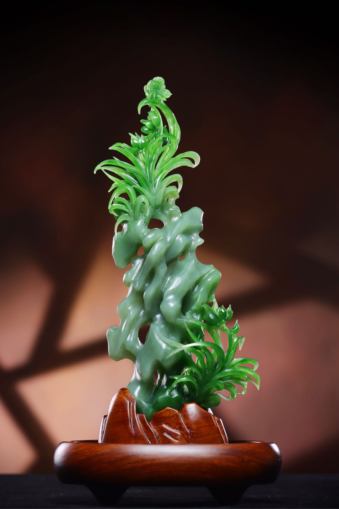 吴磊(中国玉石雕刻大师)的作品-