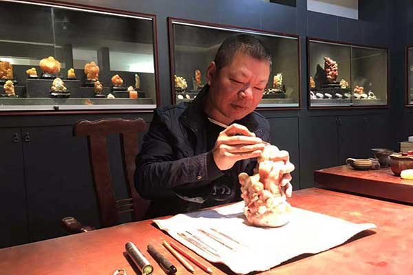 柯典光