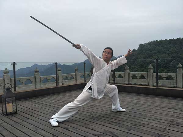 李赏