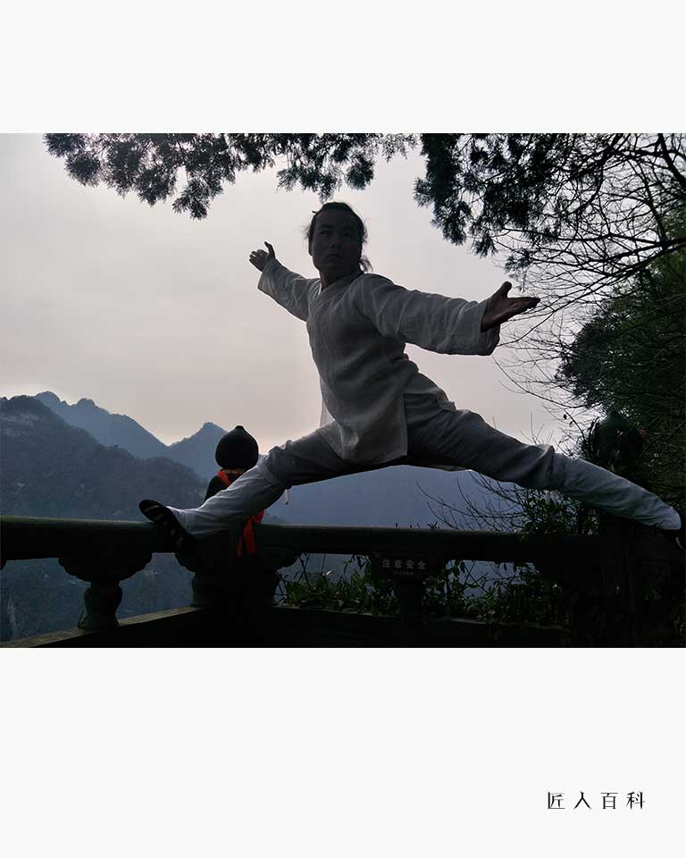 李赏的作品-李赏武师
