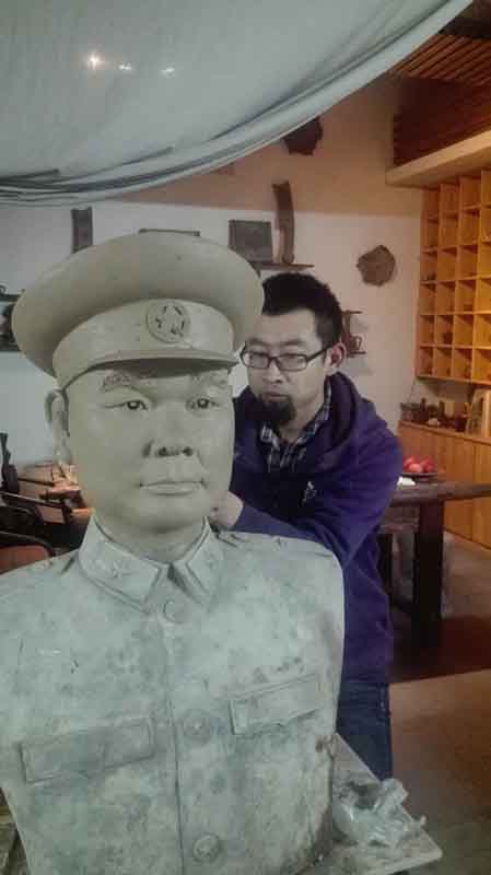 许刚(雕塑)