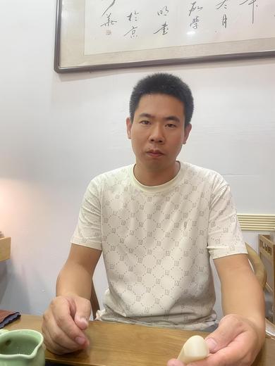黄贤富