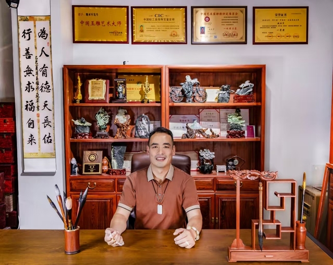 魏亚军