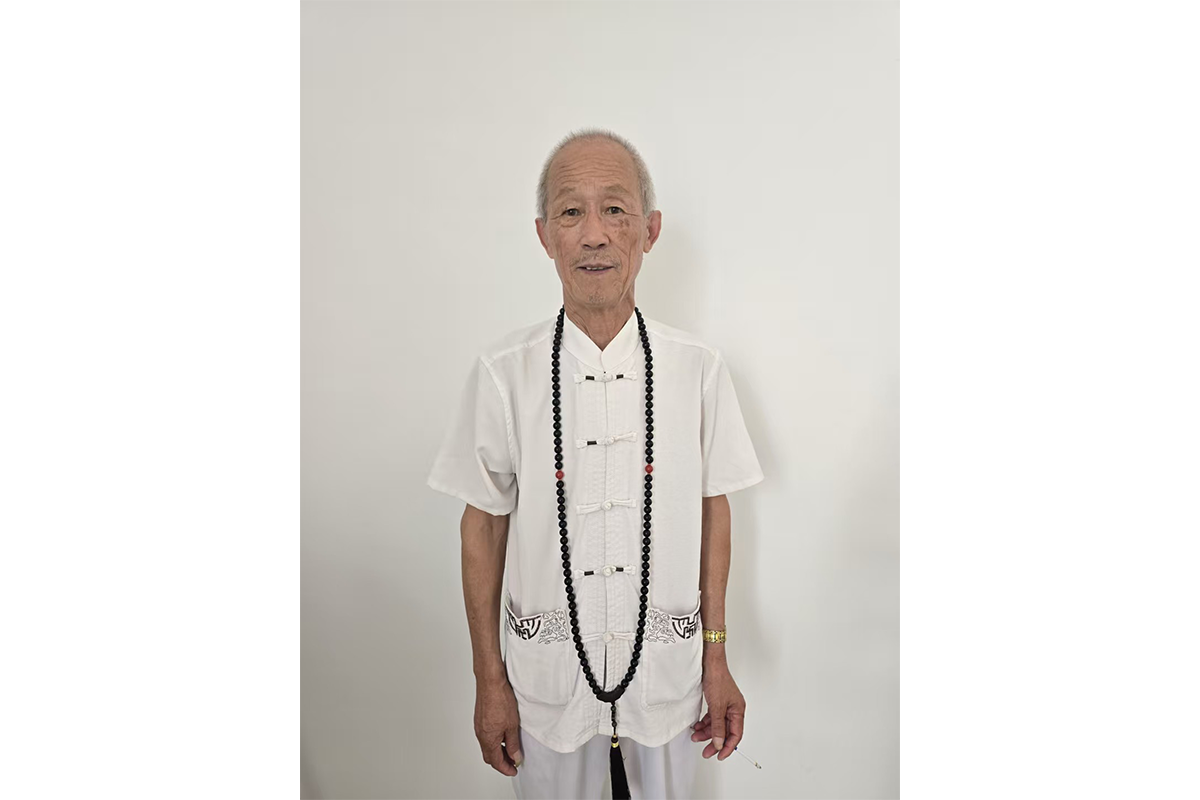 马绍龙(微雕大师)