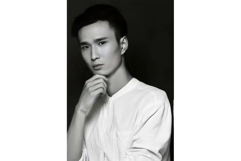 姜鈜元