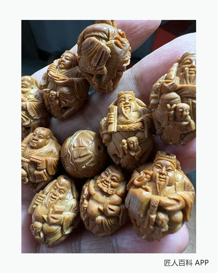 妙凡(橄榄核雕刻师)的作品-妙凡核雕