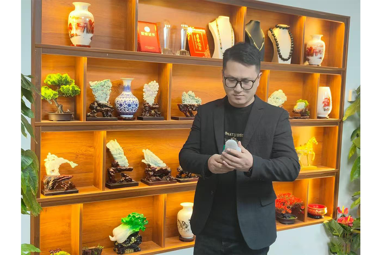 杨建华