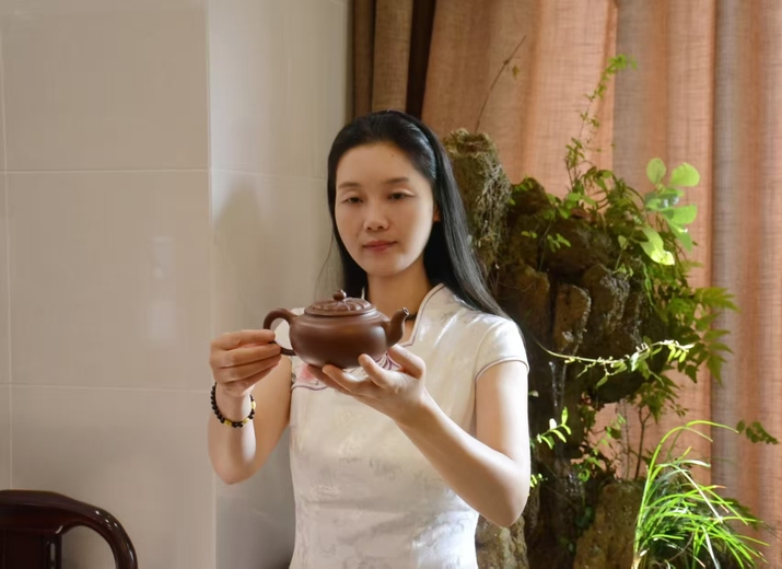 赵丽君