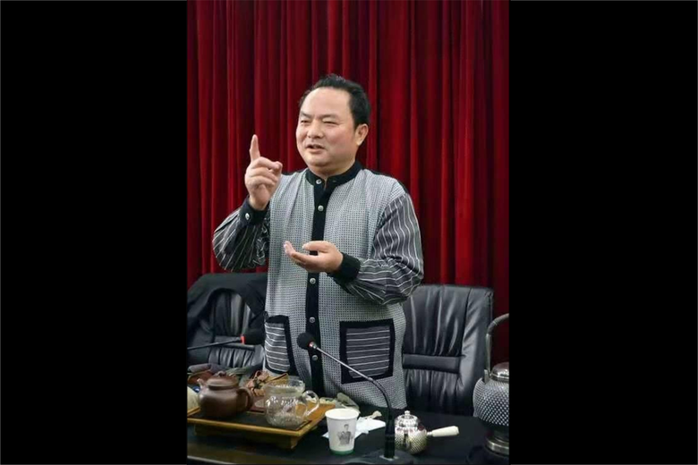 罗大友(茶文化传承人)