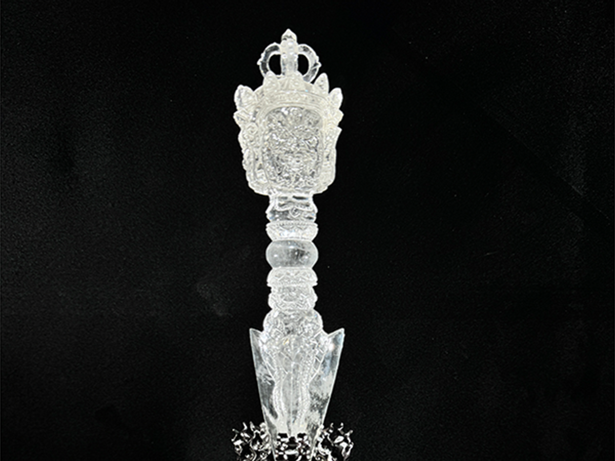 水晶雕刻作品设计与水晶本质特性的关系
