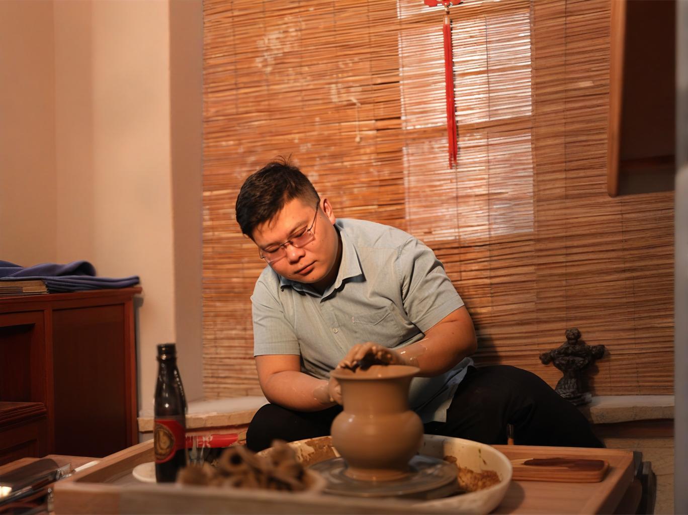 李周鹏(陶瓷艺术家)