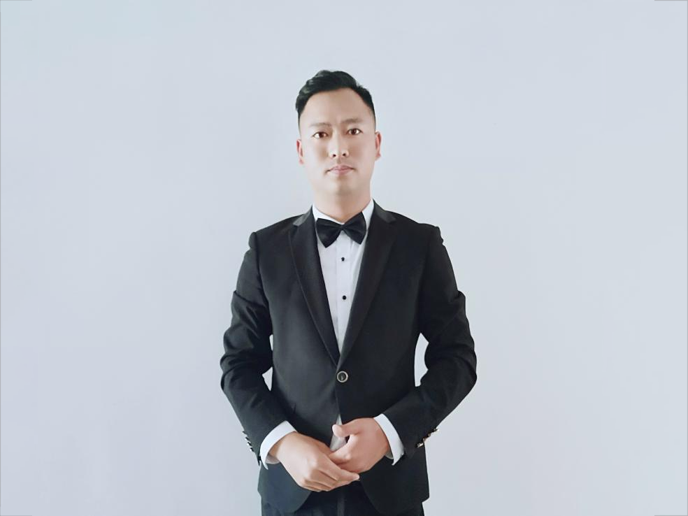 闫栋(教育指导师)