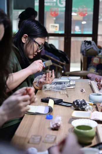 于洪勇的参考资料