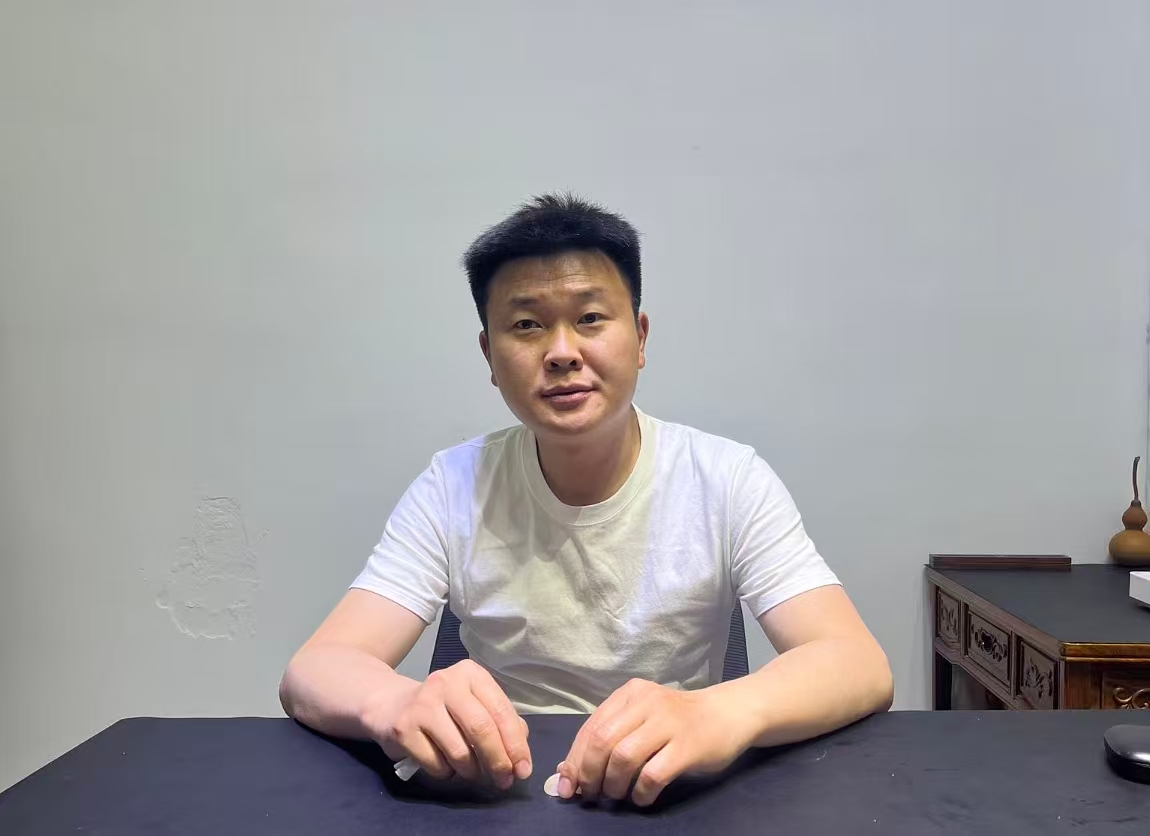 唐啸(玉雕)