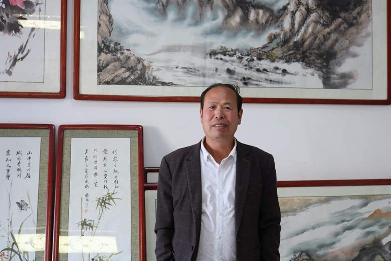 书画艺术家-秦德民