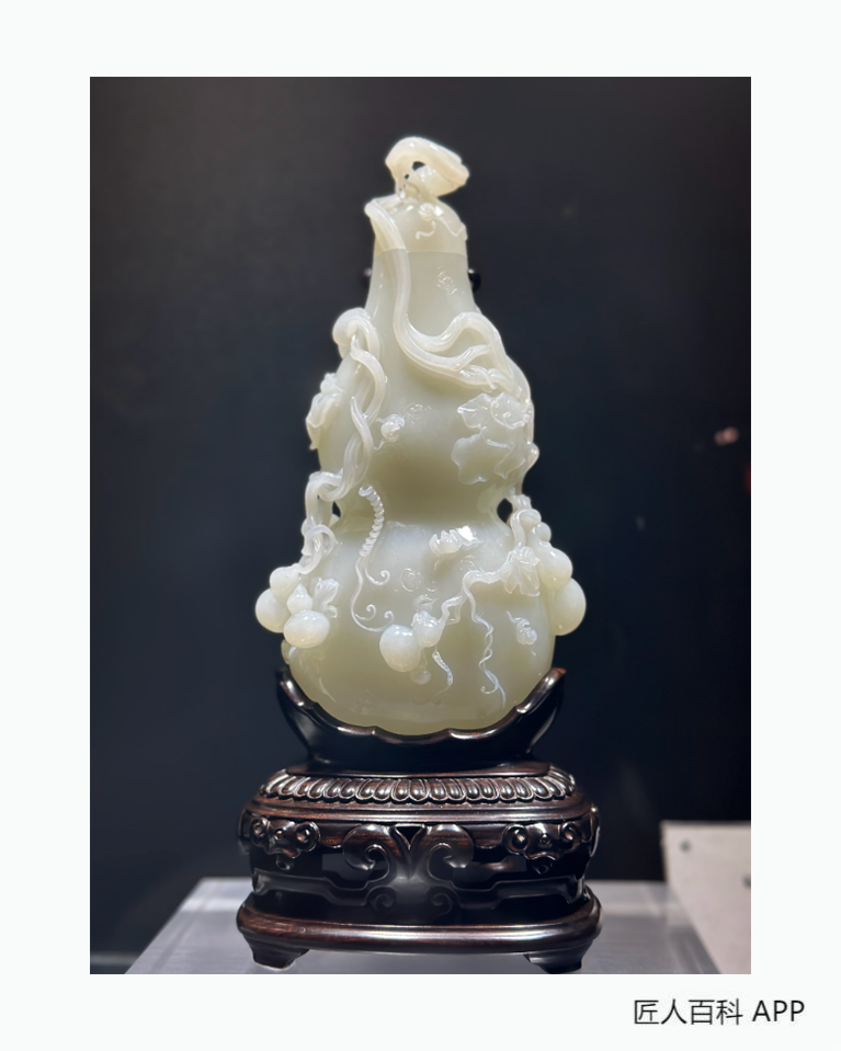 阿曼妮萨·努日的作品-阿曼妮萨·努日