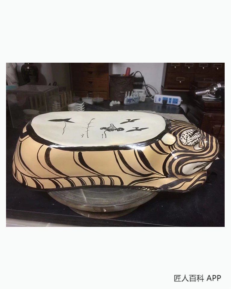 王春发的作品-王春发陶瓷修复