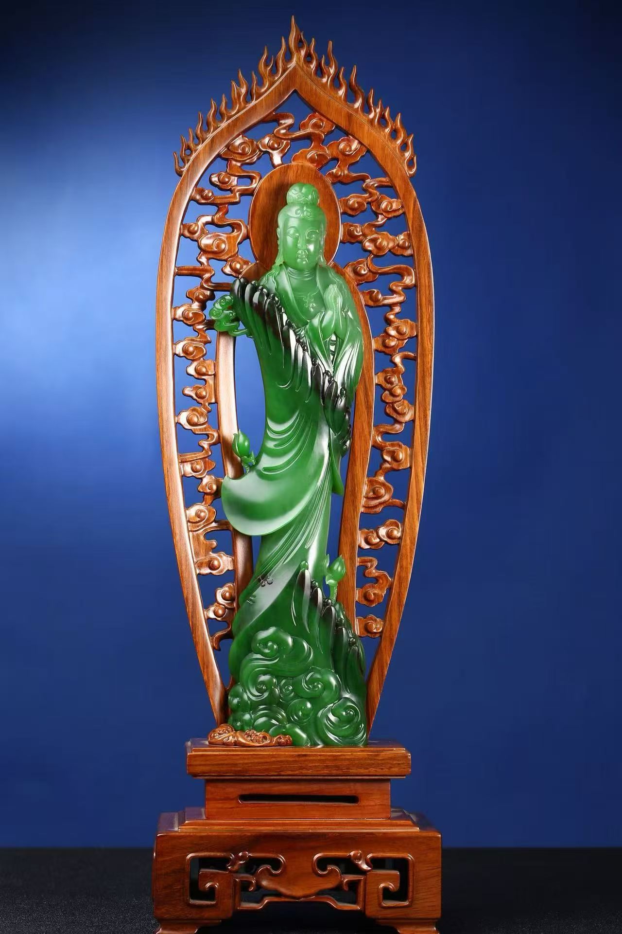 周鑫（玉雕）的作品-微信图片_20260805101722_11_380.jpg