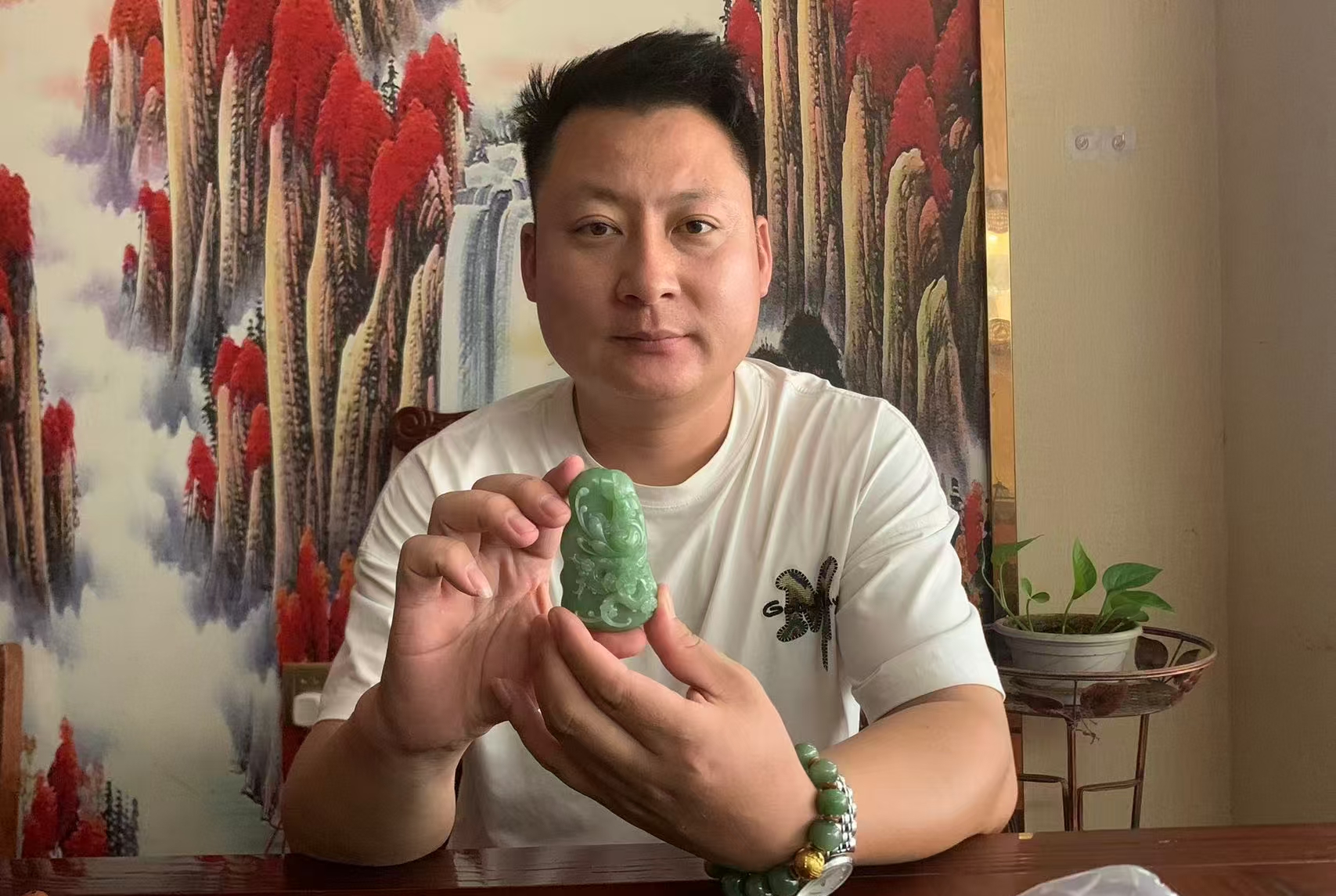周鑫（玉雕）