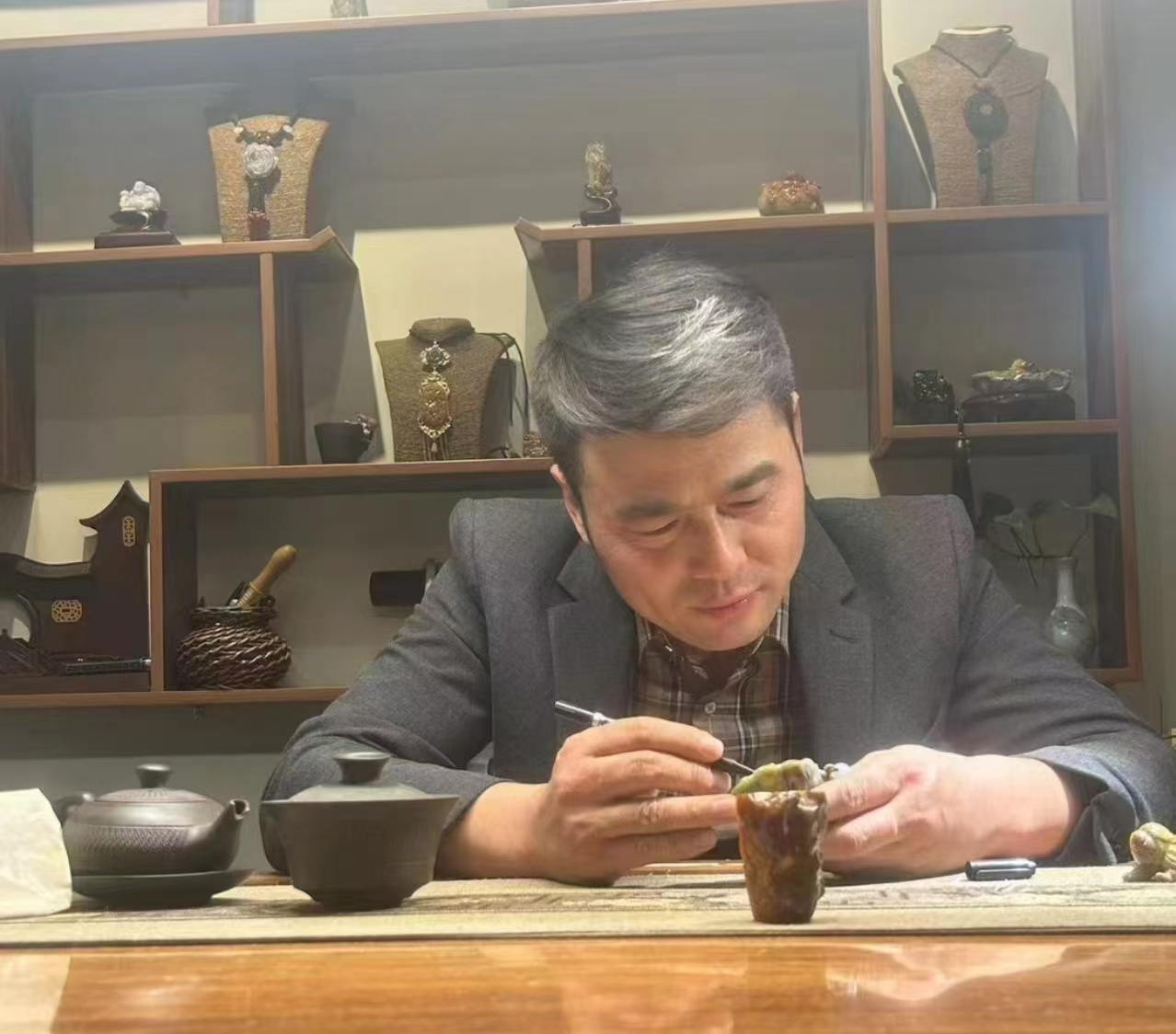 李金辉