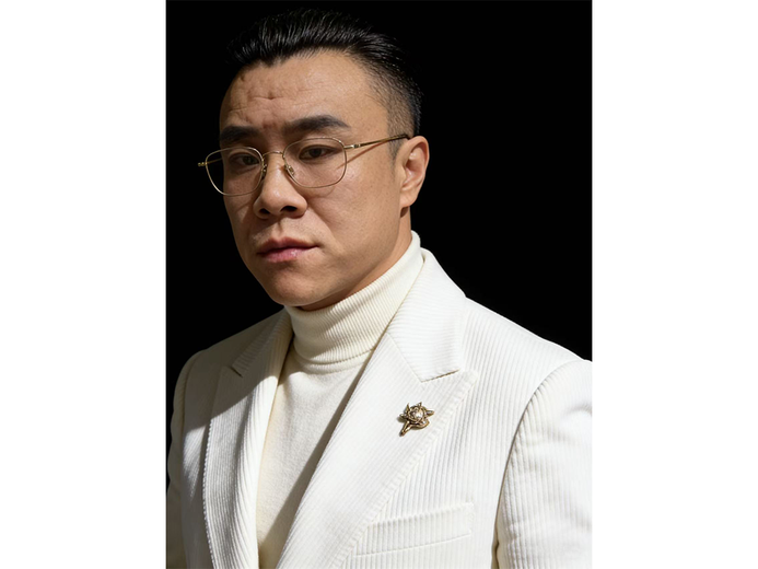 杨飞