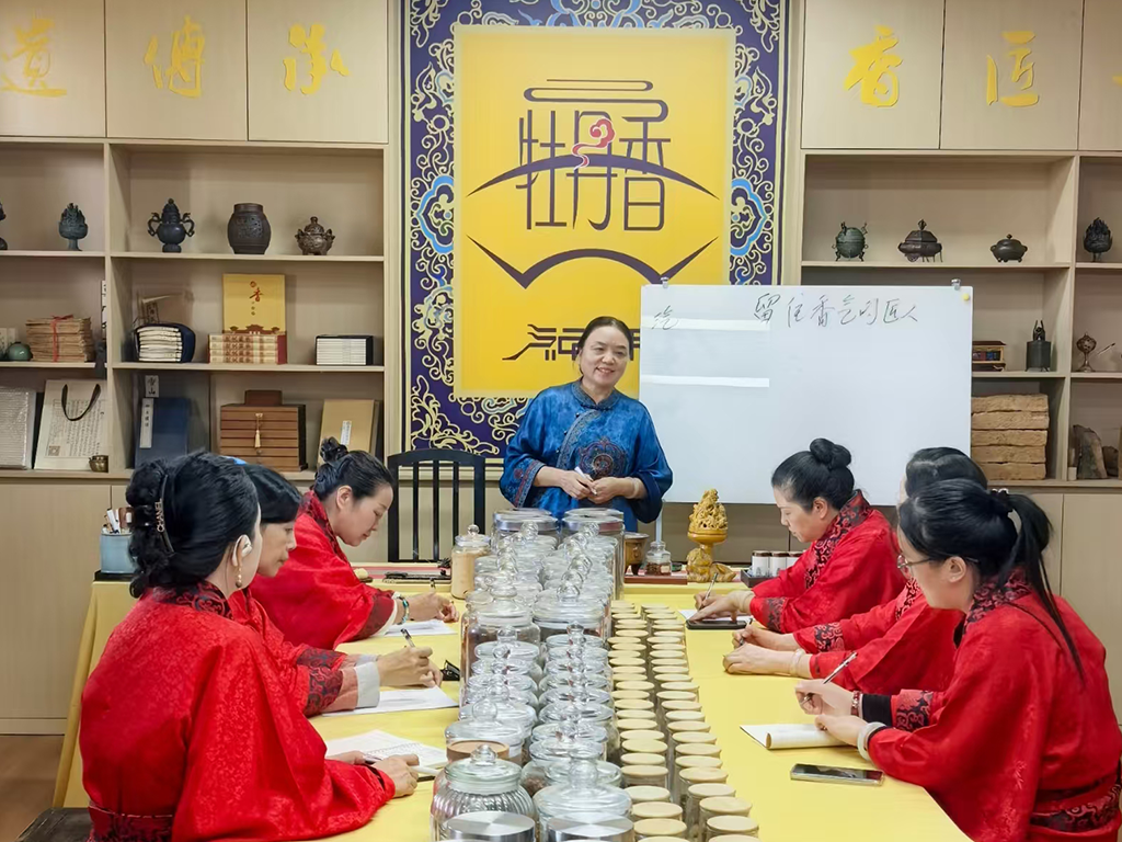 千年古香迎来新身份，传统香文化踏上职业化新征程