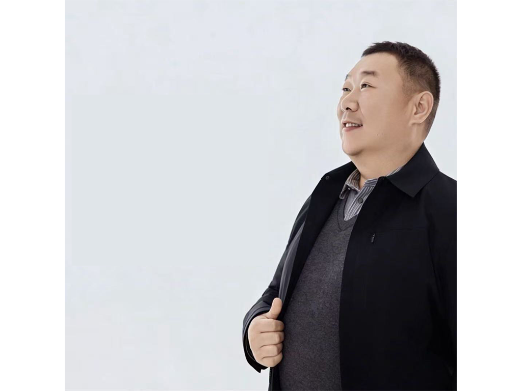 唐国强