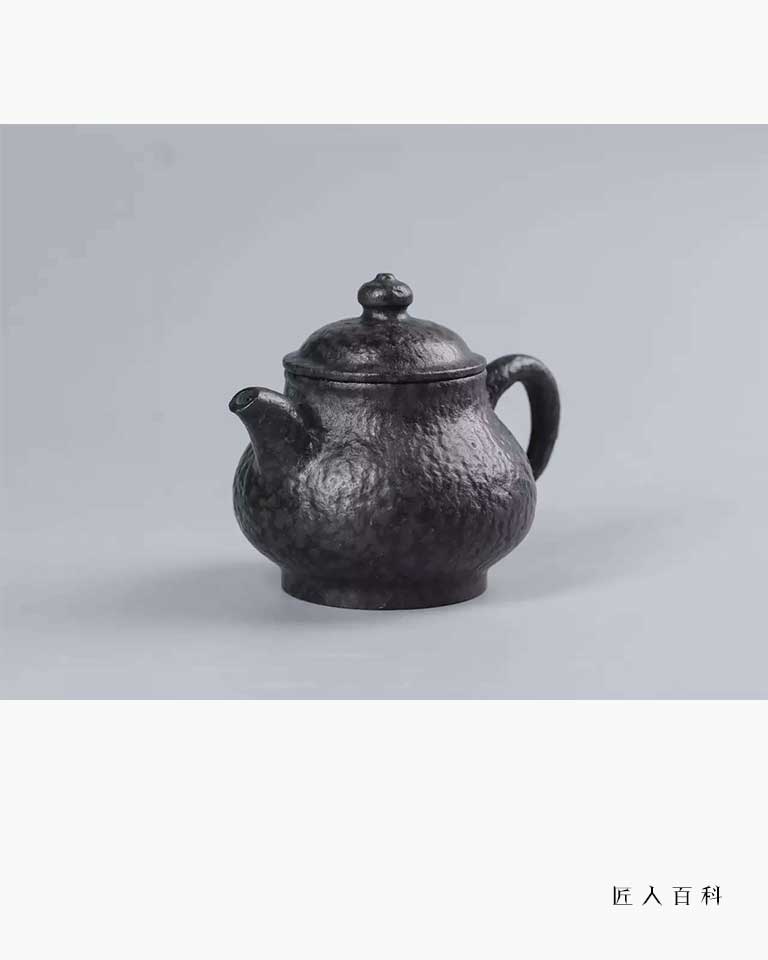 何伟强的作品-003.jpg