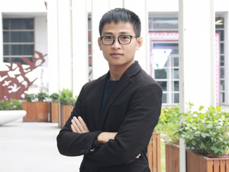 李燊