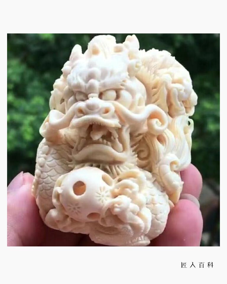 何鹏的作品-09.jpg