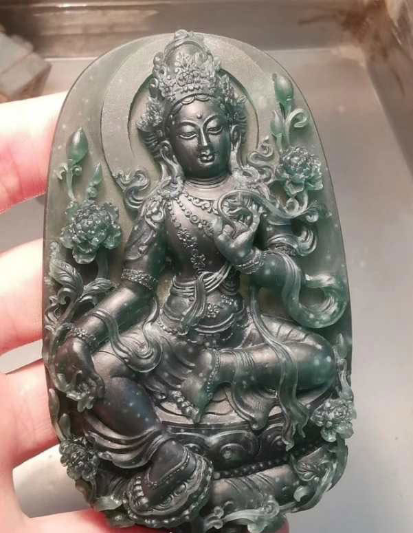 彭群辉的作品-慈悲度母.png