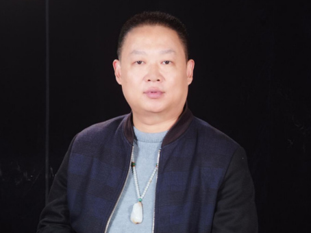 方寸之间的山水天地——李国玺的山水玉雕情