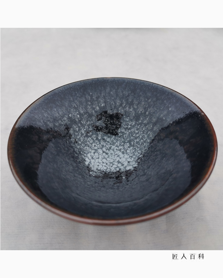 张保果的作品-12.jpg