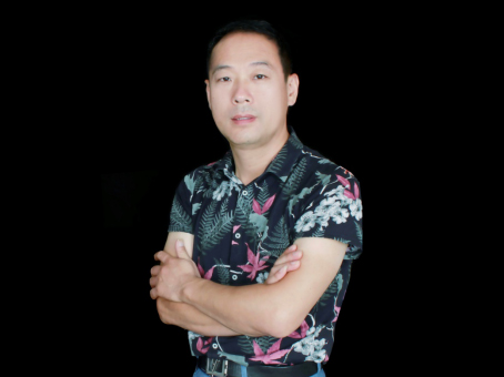 万红星玉雕大师——精工巧琢以载千秋，琢玉亦琢心