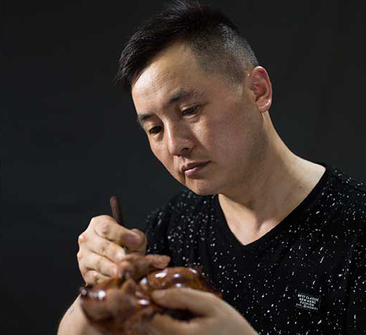 鬼斧神工，妙趣天成——木雕大师陈加建