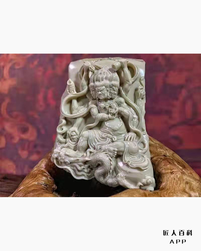 王开焰(刀客核雕)的作品-5.jpg