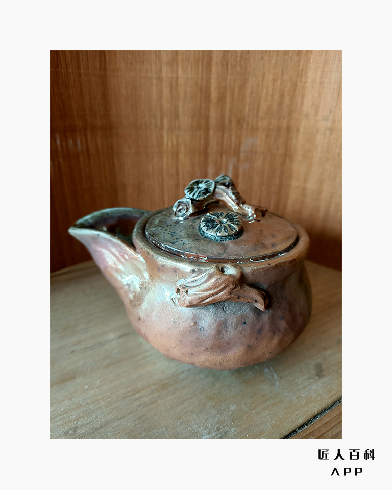 谢新泥的作品-1.jpg