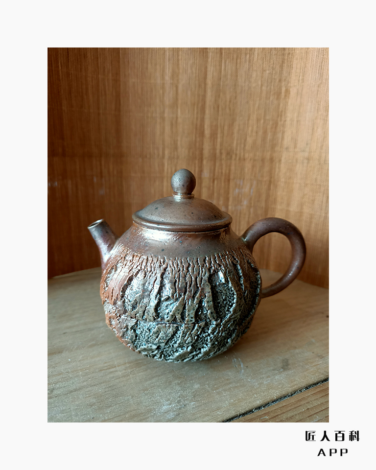 谢新泥的作品-5.jpg
