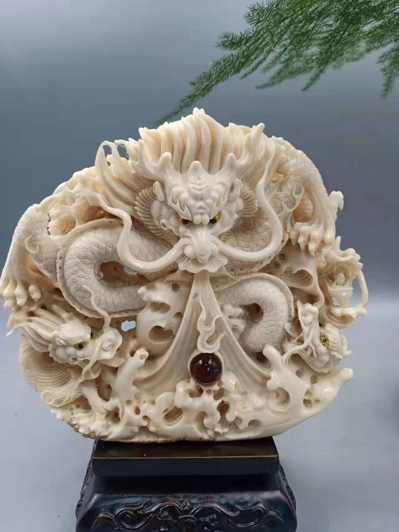 蔡荣新的作品-蔡荣新猛犸牙雕