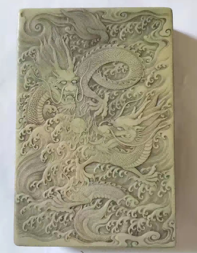 吴荣华的作品-双龙戏珠