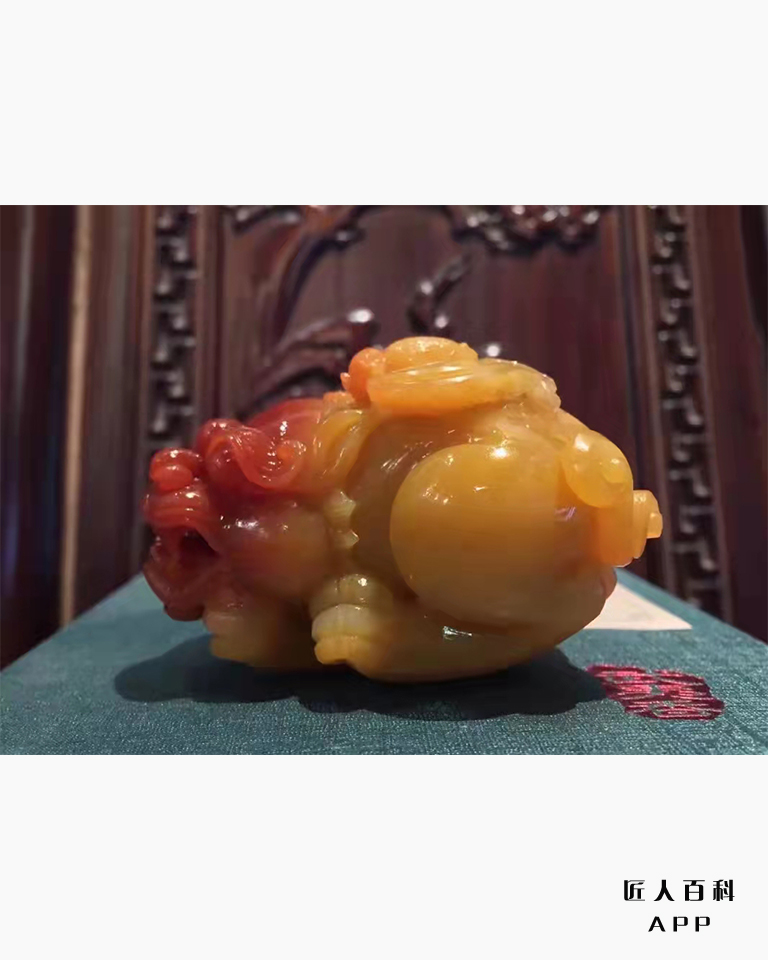 王鹏(玉石雕刻师)的作品-2.jpg