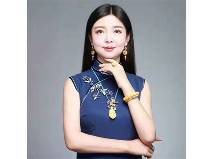 张静（高级珠宝设计师）