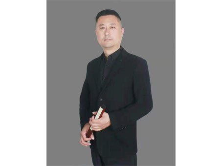 李飞