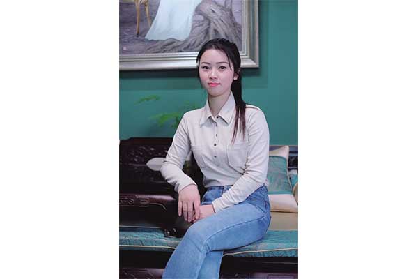 程婷