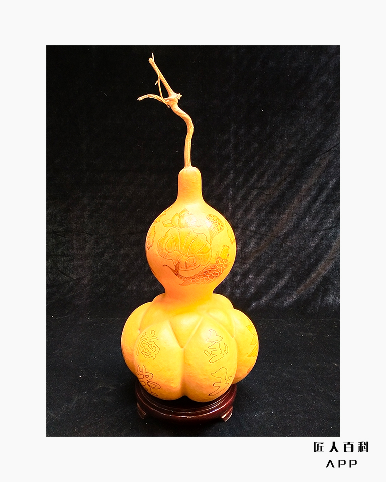 梁拉元的作品-2.jpg