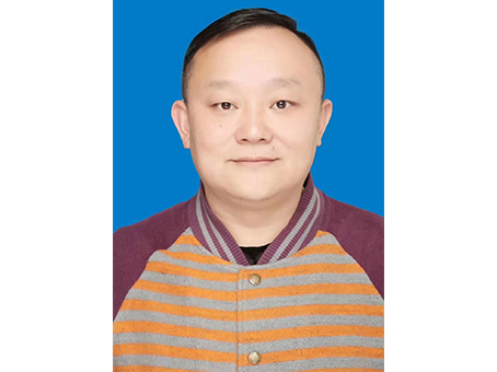张毅