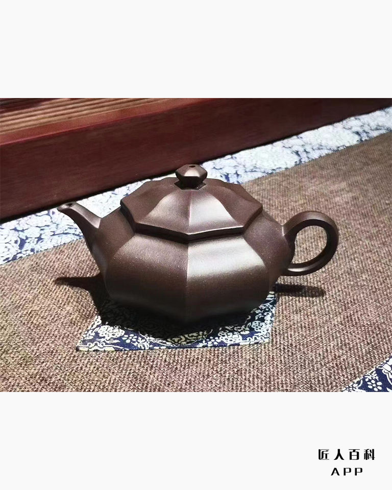 顾霞的作品-10.jpg