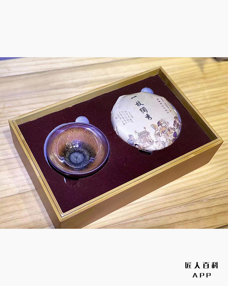 黄少河的作品-3.jpg