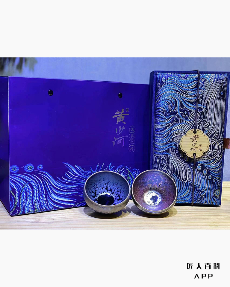 黄少河的作品-2.jpg